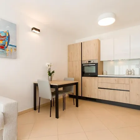 Apartma Palma Apartment *